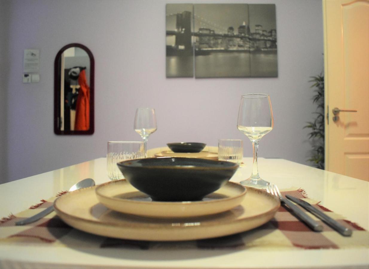 Yes, Yes! Lovely Apartment Good Amenities Budapest Center Exteriér fotografie